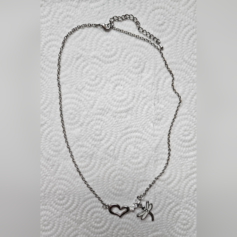 NWOT Heart and Dragonfly Necklace, Silvertone